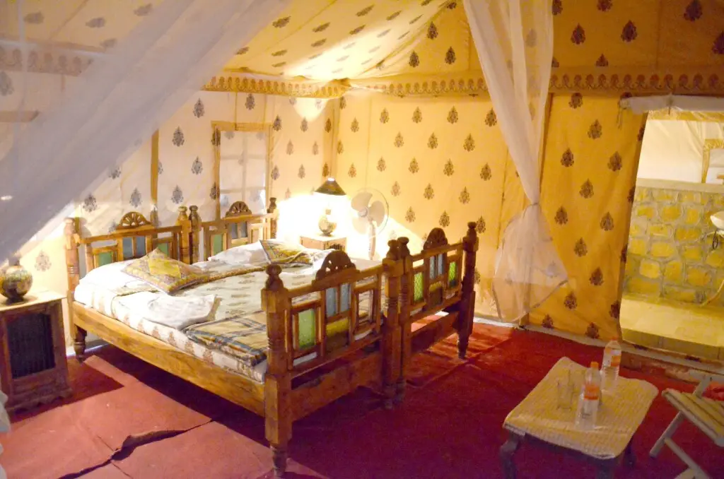 Каной: The Chirag Desert Camp Sam Sand Dunes