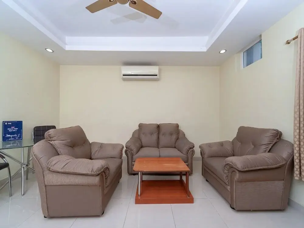 Тирупати: Kandy PLR Hotels