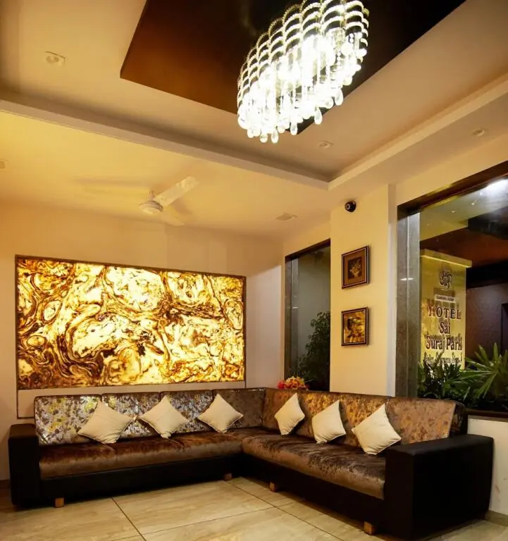 Ширди: Hotel KBS Grand