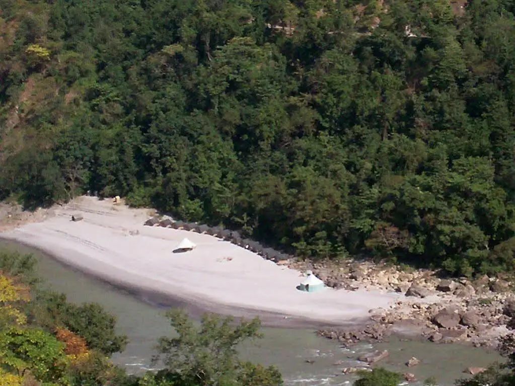 Чамба: VNA Rafting Camp