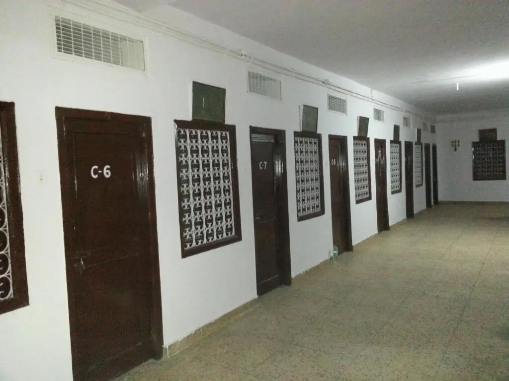 Raj Hotel — фото 1