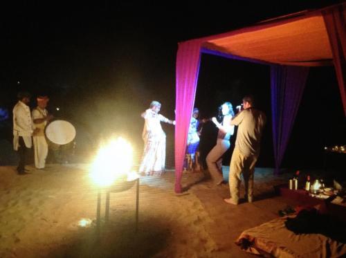 Джайсалмер: Golden Dune Camp