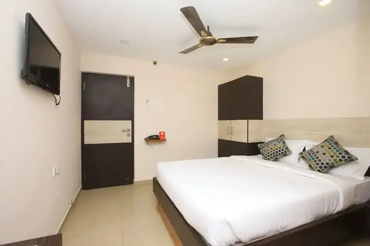 Коимбатур: OYO 9659 Hotel RR Grand