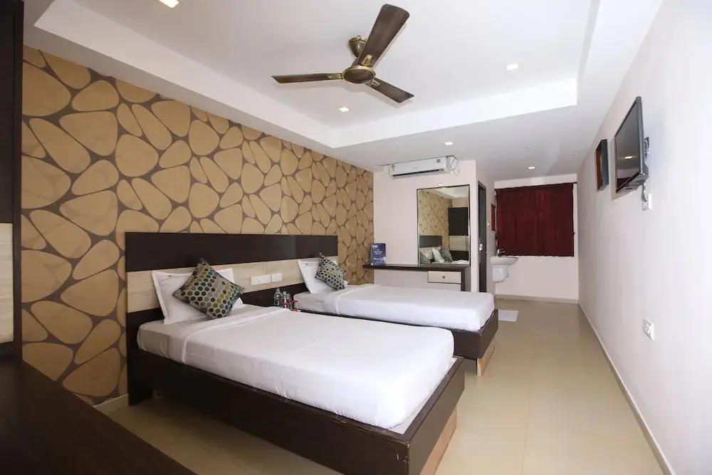 Коимбатур: OYO 9659 Hotel RR Grand