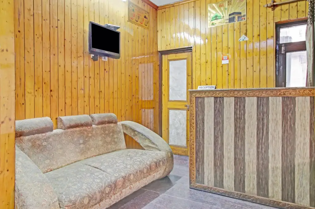Шринагар: OYO 84775 Hotel Grand Sultan