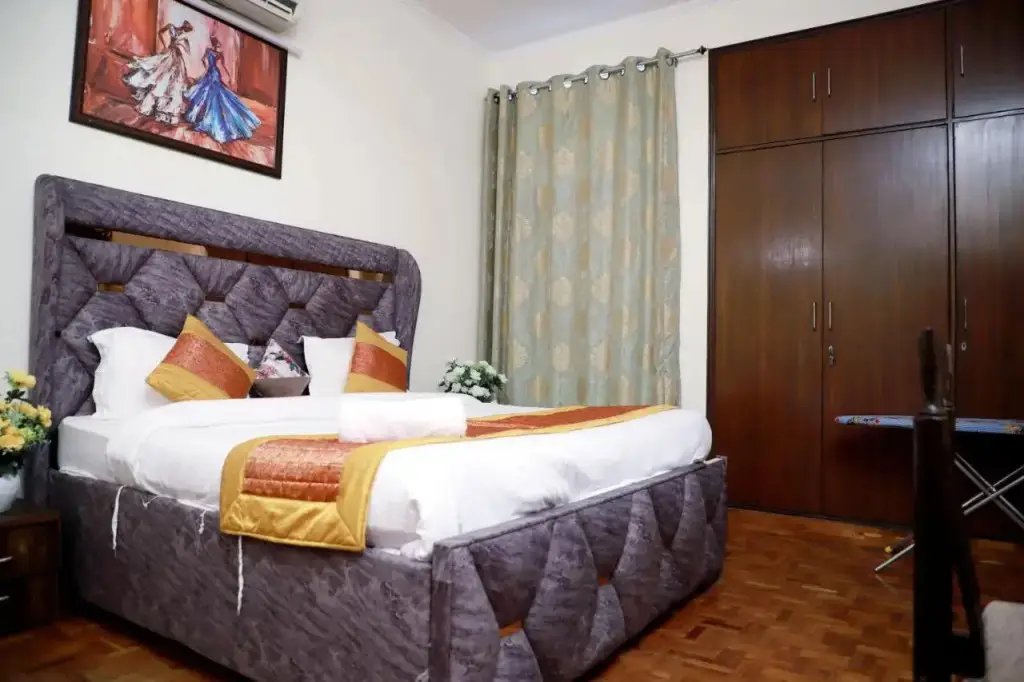 Нью-Дели: Apex Inn Saket