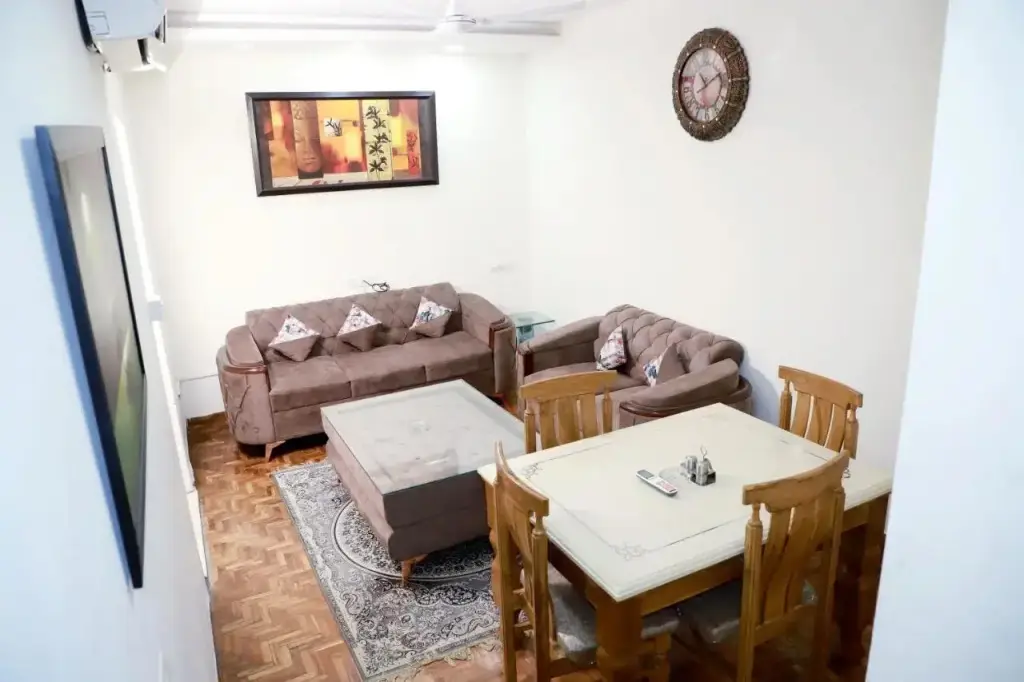 Нью-Дели: Apex Inn Saket