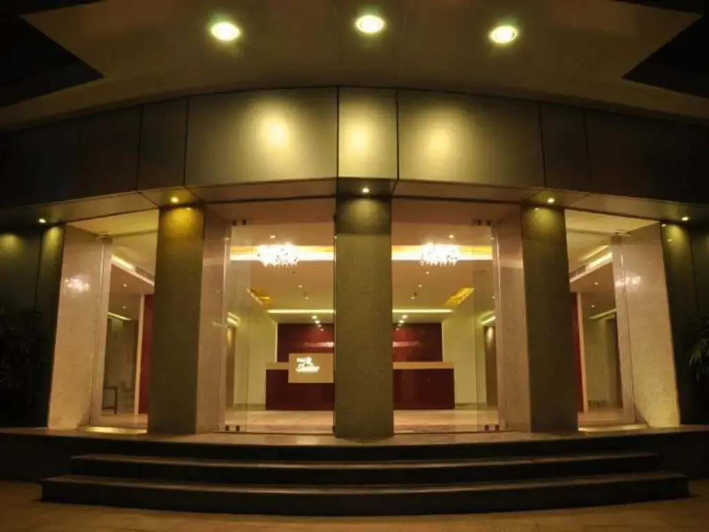 Лакхнау: Shelter Hotel