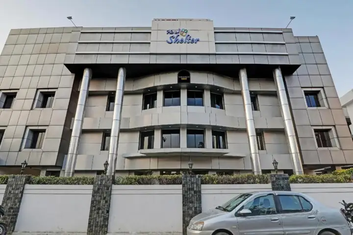 Лакхнау: Shelter Hotel