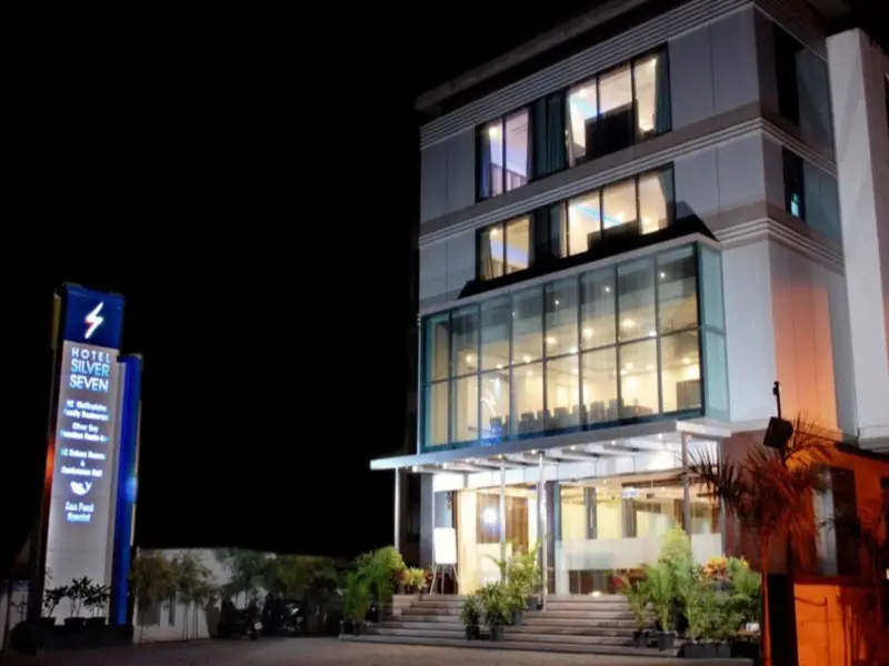 Пимпри-Чинчвад: Hotel Silver Seven