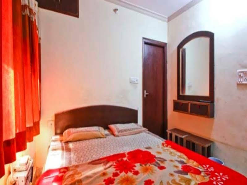 Агра: Hotel Vanshika Palace