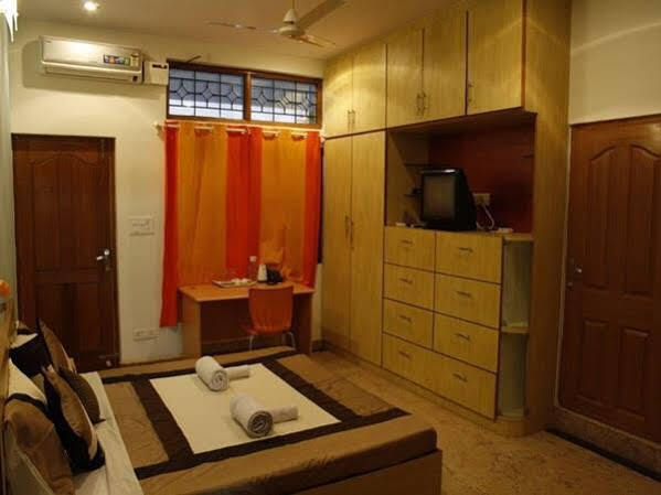 Бангалор: Otium Suites