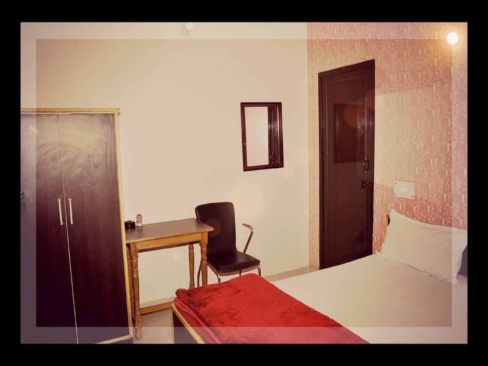Большая Нойда: Accent Hotel