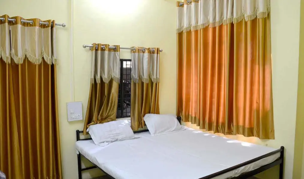 Праяградж: Ankur Guest House