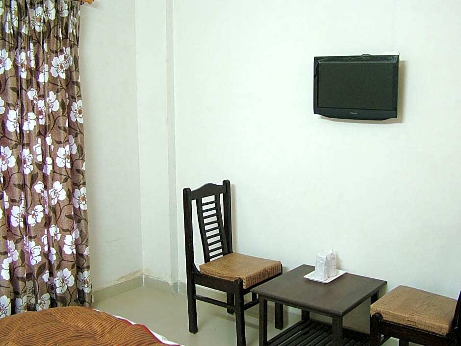 Hotel Ashwin — фото 1