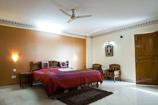 Лакхнау: Hotel Amber