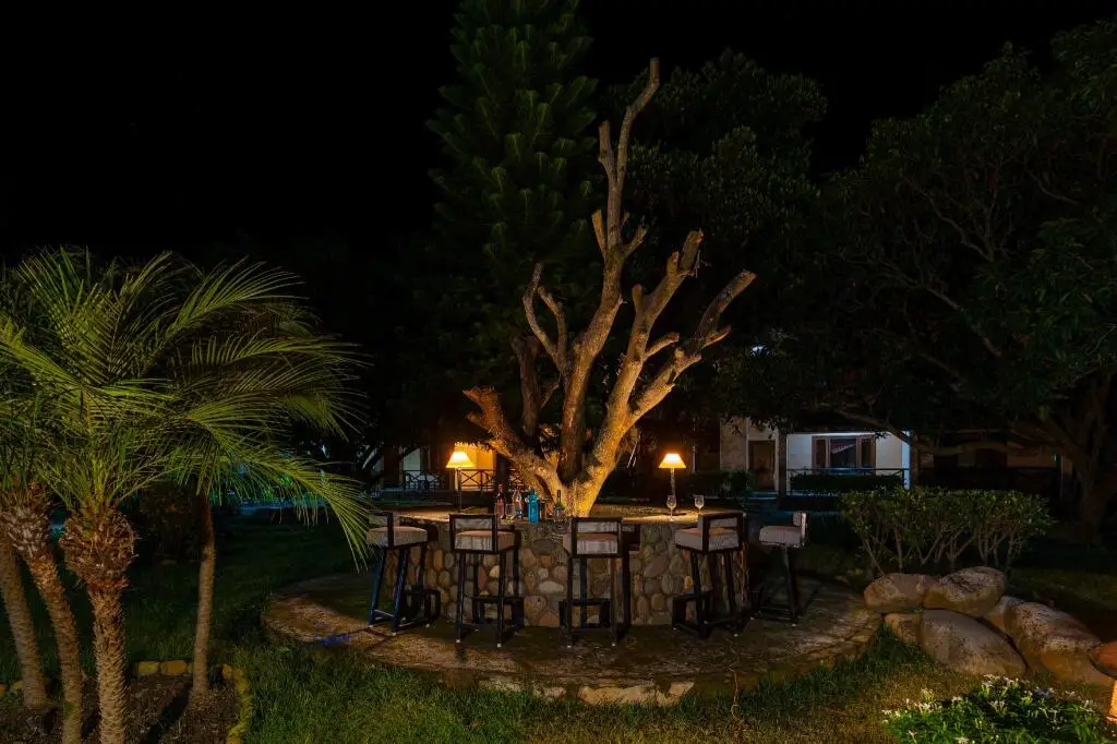 Наинитал: Corbett Wild Resort- A River Access Property