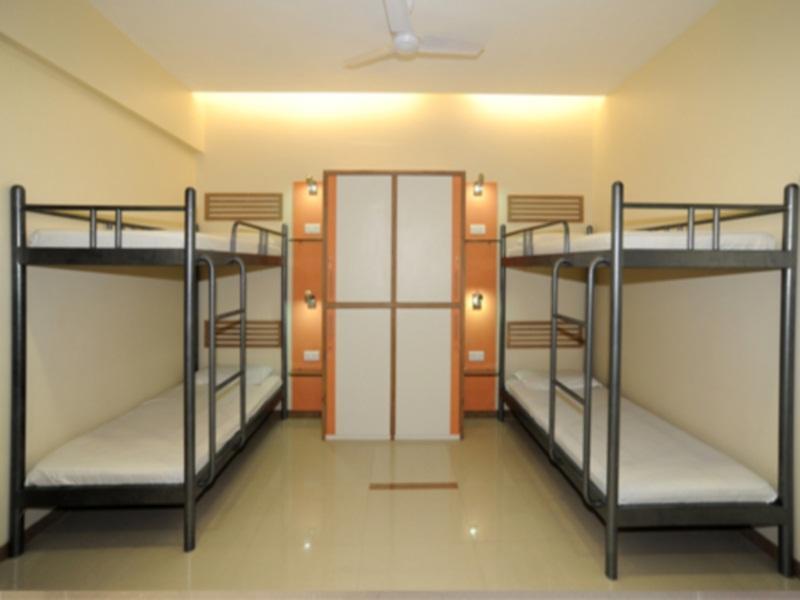 Мумбаи: Hotel Singhs International