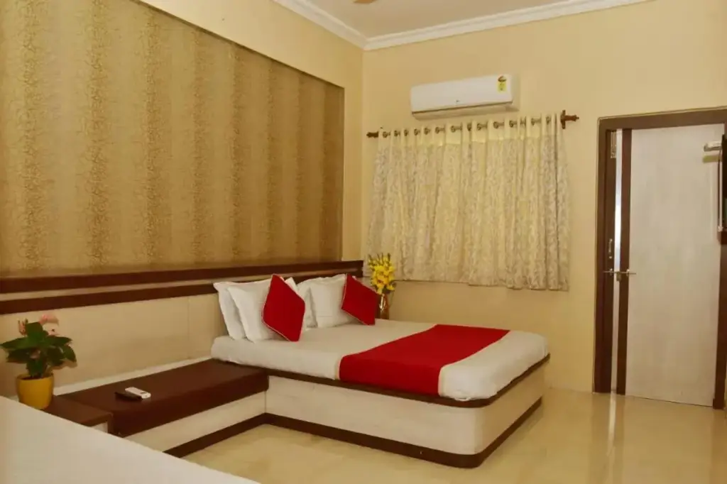Ширди: Saideep Villas