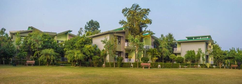 Наинитал: Anand Corbett Aamod Resort & Spa