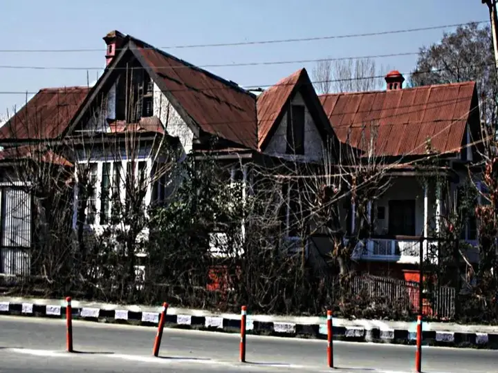 Шринагар: Dak Hermitage