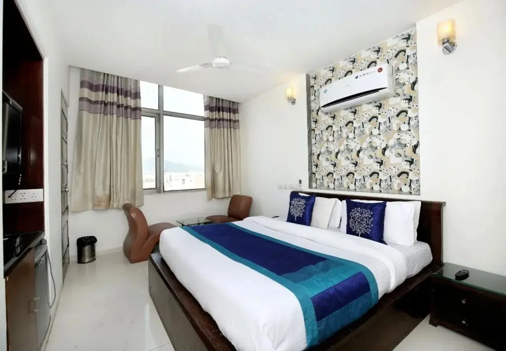 Панчкула: OYO 1496 Hotel Sky 5