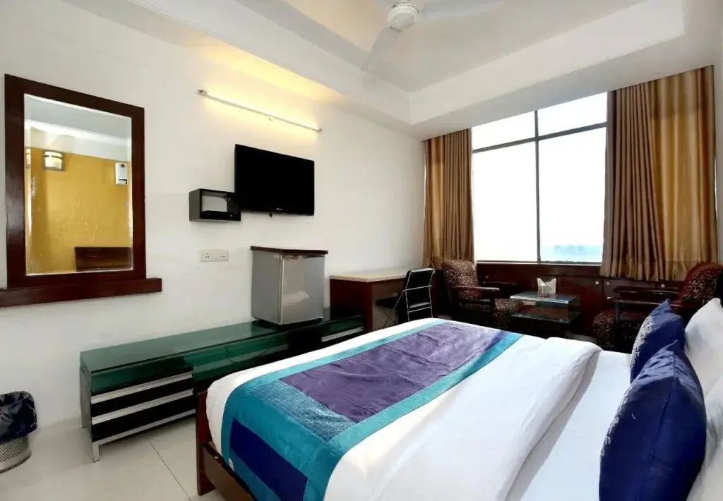 Панчкула: OYO 1496 Hotel Sky 5
