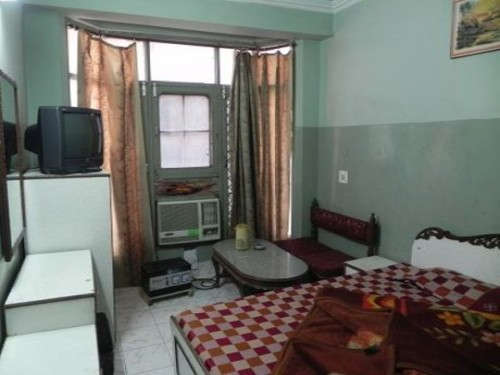 Катра: Hotel Krishna Plaza