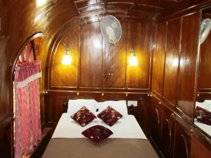 Кумараком: Backwater Retreat Houseboat