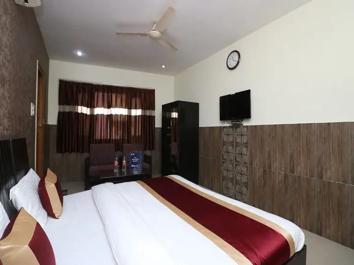 Ришикеш: OYO 9848 Hotel Dev Palace