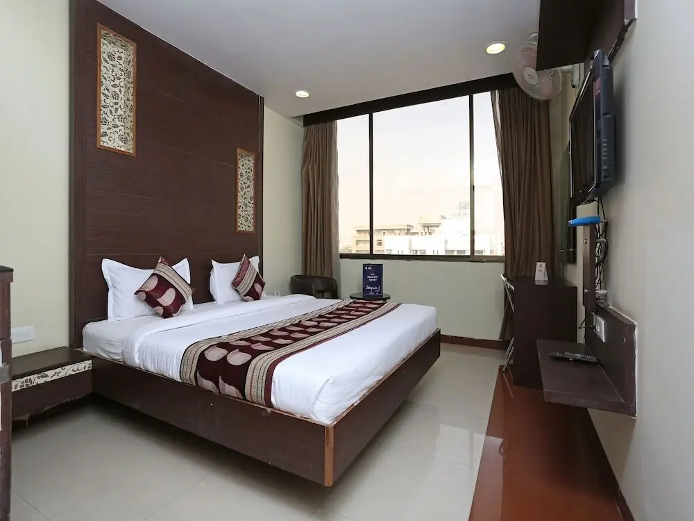 Райпур: OYO 10392 Hotel Corbiz Tower