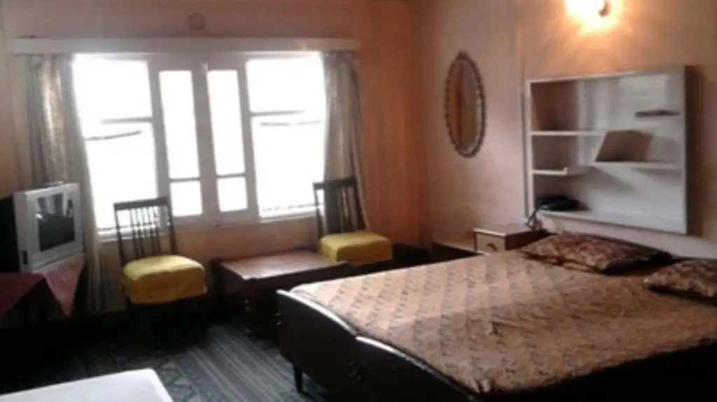 Шринагар: Vasundra Guest House