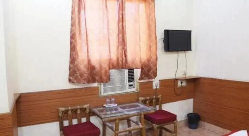 Гувахати: Hotel Brindavan