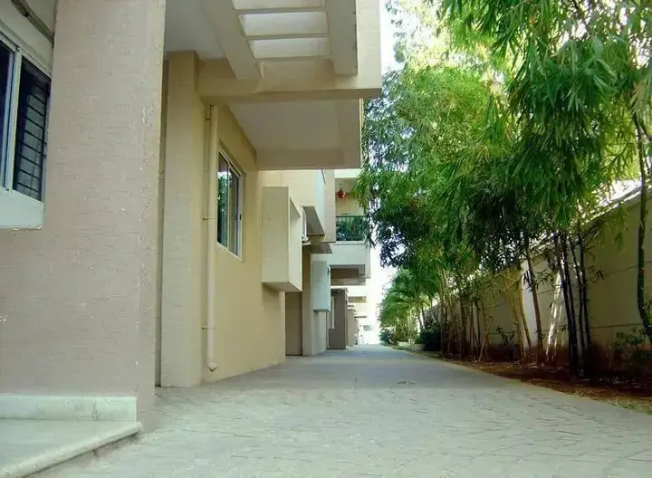 Бангалор: Stopovers Serviced Apartments - Hebbal