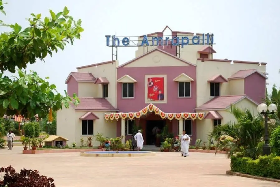 The Amrapalli Resort — фото 1