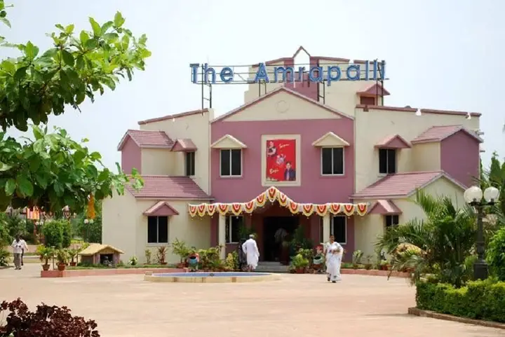 Бхубанешвар: The Amrapalli Resort