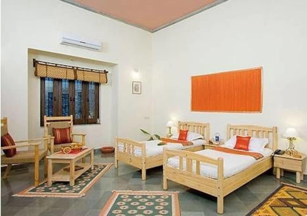 Удаипур: Hotel Aranyawas