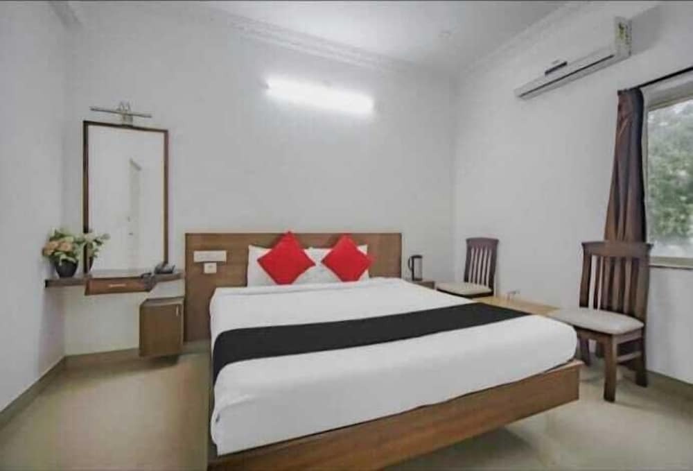 Hotel Jothimani — фото 1
