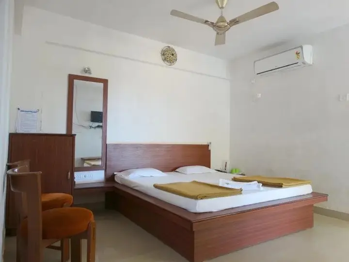 Даполи: Surali Wadi Resort