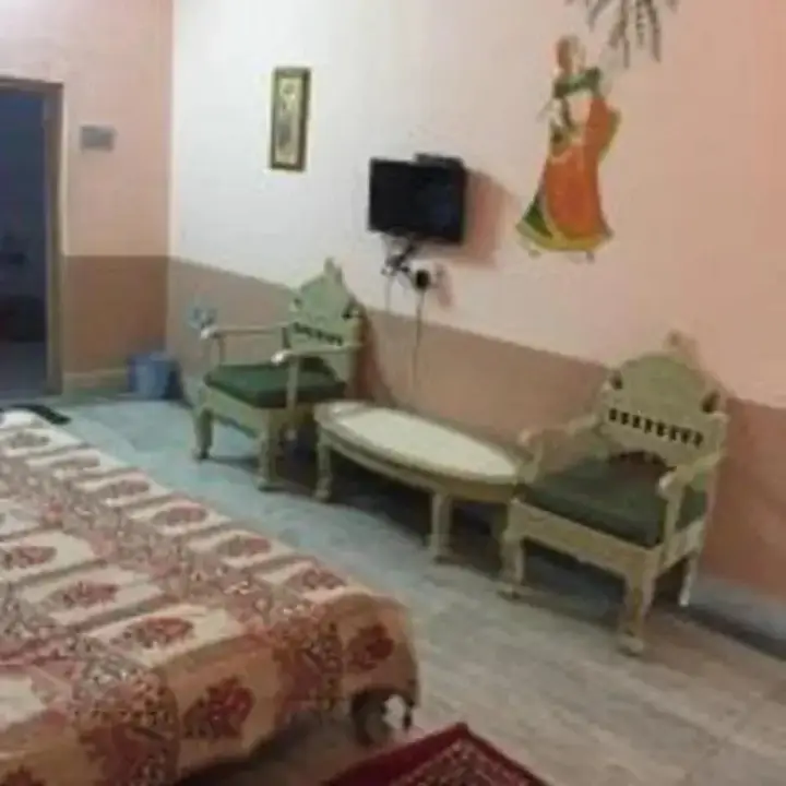 Садри: Roopam Resort