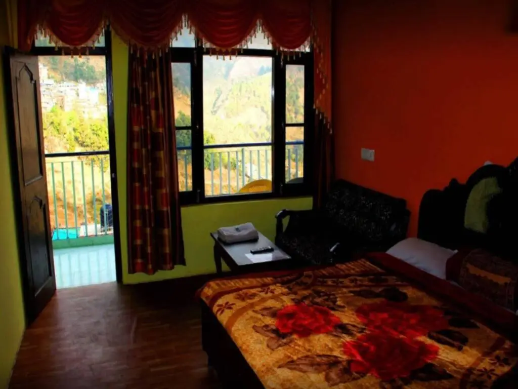 Дармсала: Hotel Pink House