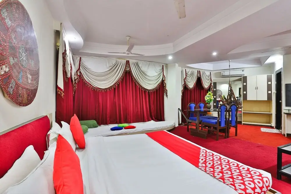 Гандидхам: Hotel Gokul
