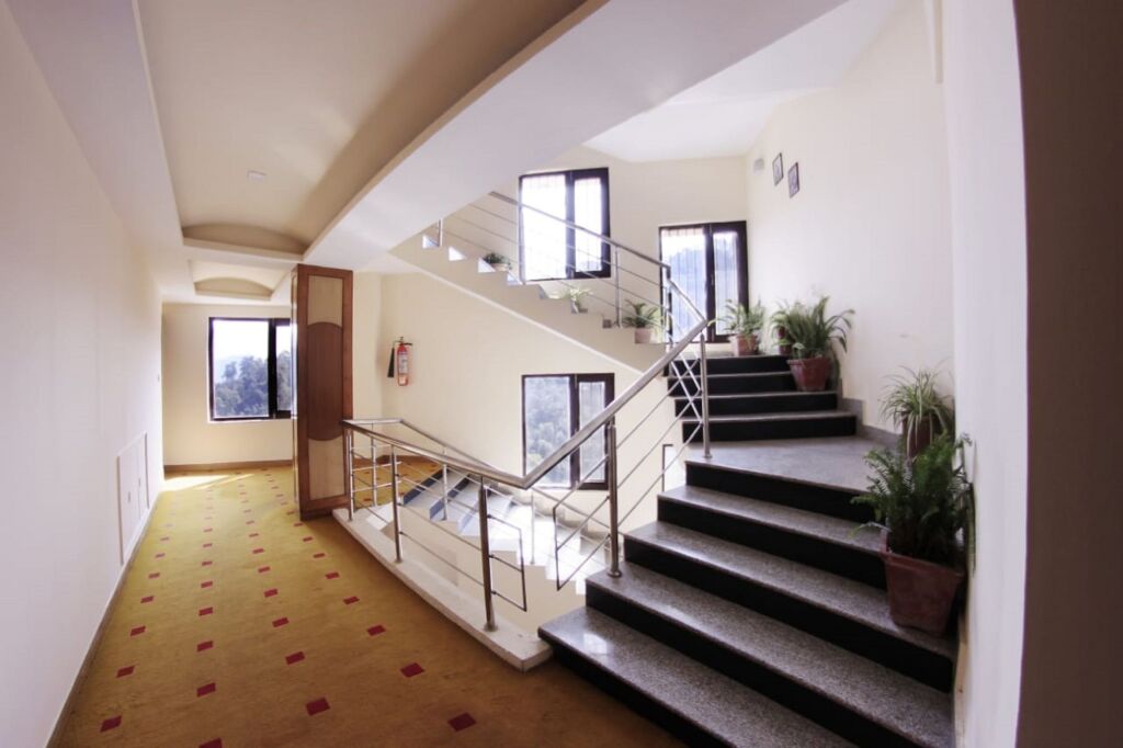 Шимла: Hotel Sukh Sagar Regency