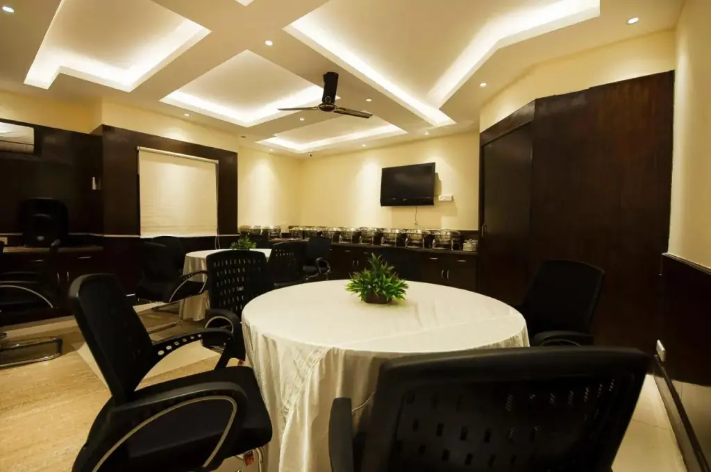Нью-Дели: The Oakland Plaza by Orion Hotels