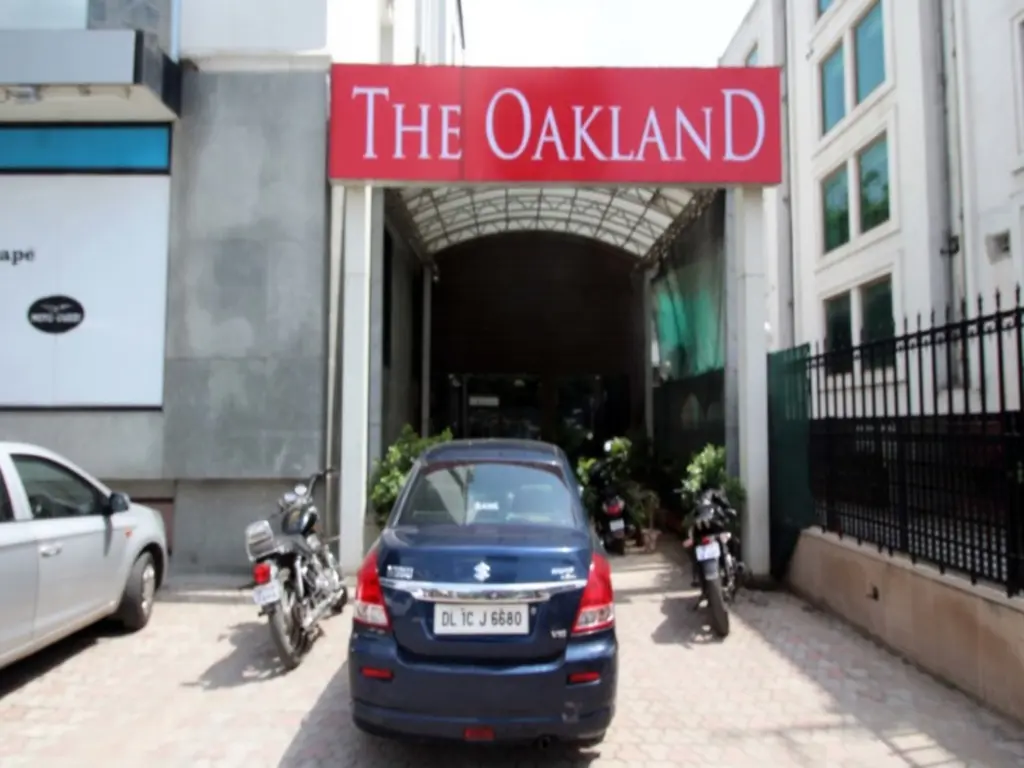 Нью-Дели: The Oakland Plaza by Orion Hotels