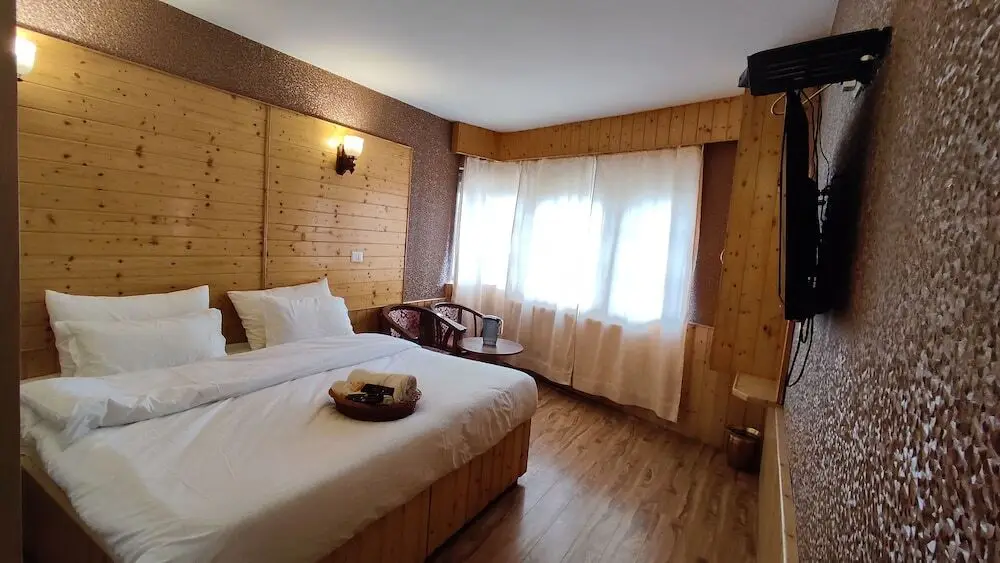 Пахалгам: Hotel Fifth Season - Pahalgam