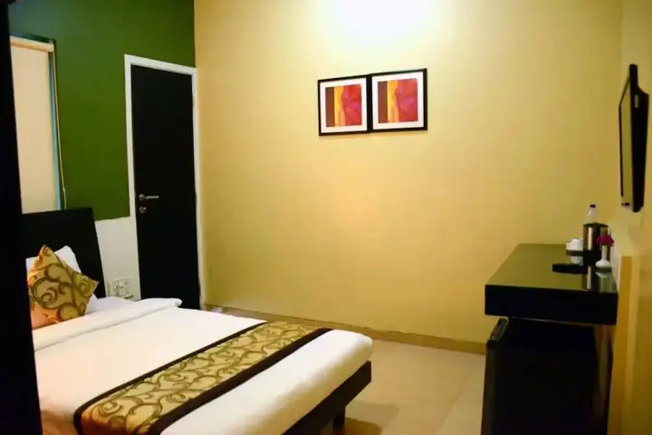 Пуна: Honey Hospitality Service Apartment-Aundh