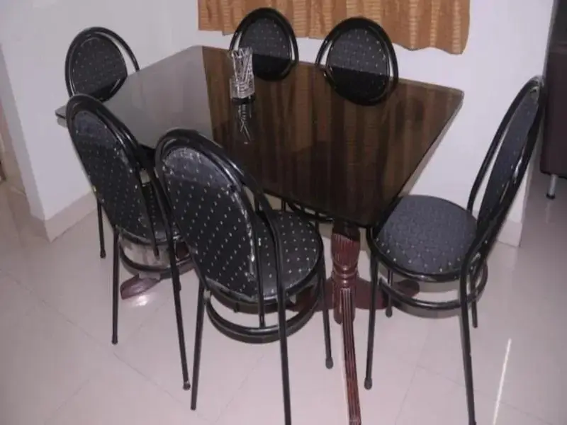 Хинджевади: Honey Hospitality Service Apartment-Hinjewadi
