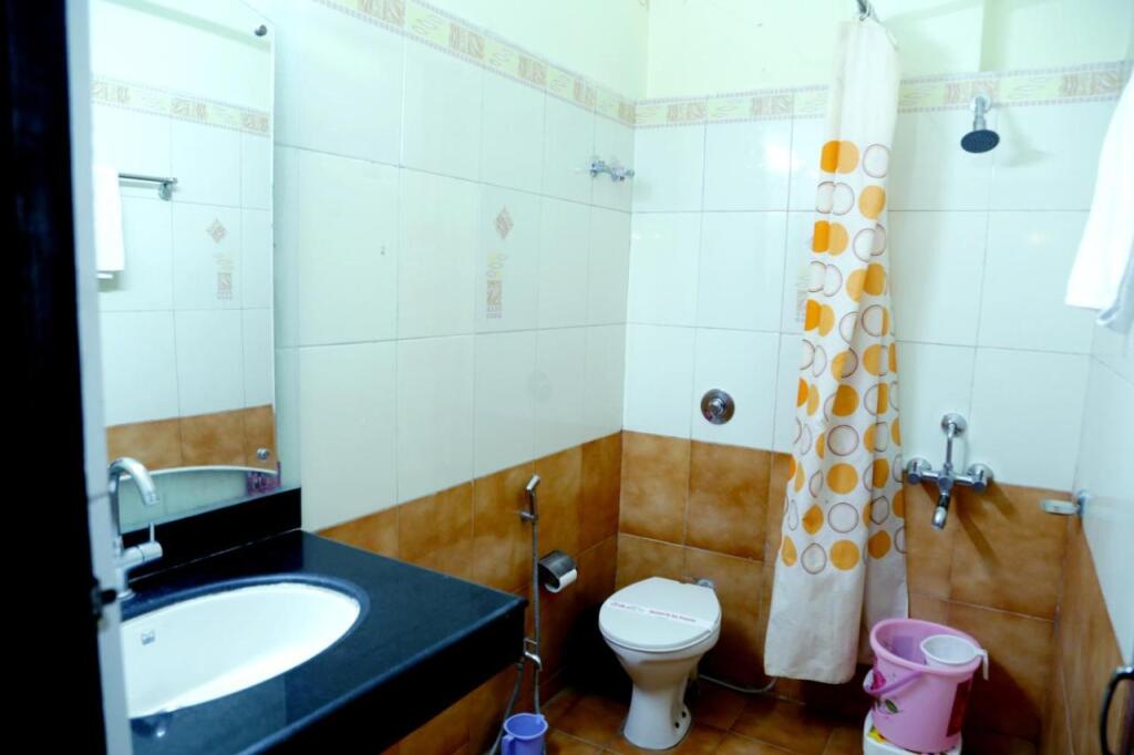 Праяградж: Hotel Prayag Inn
