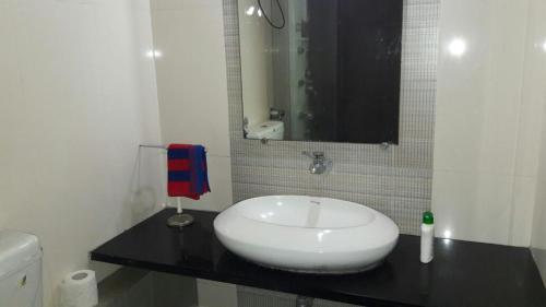 Пуна: Sri Venkteshwara Hospitality Cosmos Prime Magarpatta Hotel